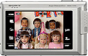Rückseite der Sony Cyber-shot DSC-T70 [Foto: Sony]