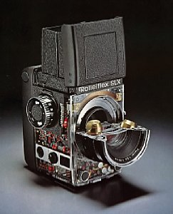 Bild 1. Rolleiflex SLX als transparentes Demo Modell [Foto: Harald Schwarzer]