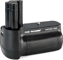Ansmann Battery Grip P-100 für Pentax K100D und K100D super [Foto: Ansmann]