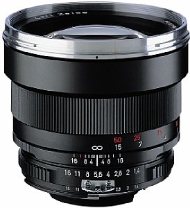 Solide alte Mechanik von Cosina: Die Nikon FM10 und die Carl Zeiss ZF Objektivreihe, wie hier das Planar 1,4/85mm ZF [Foto:Zeiss]