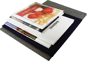 Gedruckte Fotos mit eigenen Büchern interaktiv erstellt - Stapel Fotobücher [Foto: MediaNord]