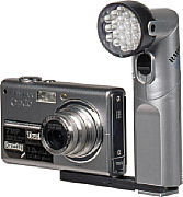 Kaiser Diginova mit Pentax Optio [Foto: Kaiser Fototechnik]