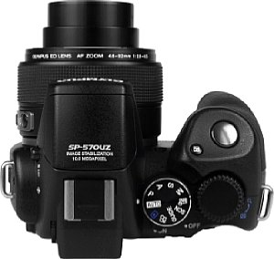 Olympus SP-570 UZ [Foto: MediaNord]