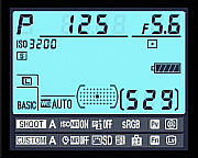 Nikon D700 — Statusdisplay [Foto: MediaNord]