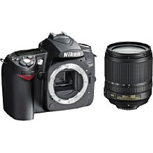 Nikon D90  mit 18-105 VR