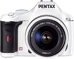 Pentax K-m white DAL18-55 [Foto: Pentax]