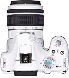 Pentax K-m white DAL18-55 [Foto: Pentax]