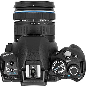 Olympus E-620 Zuiko Digital 14-42mm 1:3,5-5,6 [Foto: MediaNord]