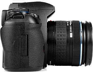 Olympus E-620 Zuiko Digital 14-42mm 1:3,5-5,6 [Foto: MediaNord]