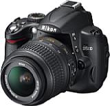 Nikon D5000 AF-S DX Nikkor 18-55mm 1:3.5-5.6 G VR [Foto: Nikon]