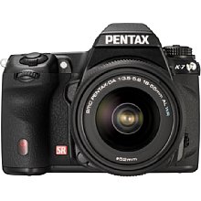 Pentax K-7  Kit mit DA 18-55 mm WR