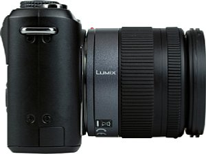 Panasonic Lumix DMC-GF1 mit Lumix G Vario 14-45 mm F3.5-5.6 ASPH OIS [Foto: MediaNord]