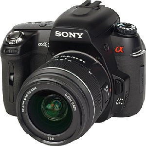 Sony Alpha 450 mit DT 3.5-5.6 18-55 mm SAM [Foto: MediaNord]