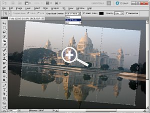 Zuschneiden und Drehen mit Komfort: Photoshop CS5 zeigt den Freistellungsrahmen wahlweise mit Gitterraster nach der Drittelregel [Foto: Heico Neumeyer]
