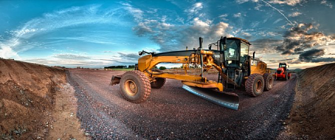 1. Platz des Fotowettbewerbs »Verborgene Details« – »Caterpillar 14M« von michel1203 [Foto: michel1203]