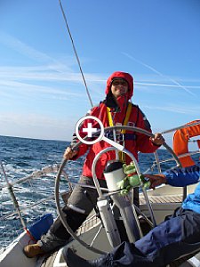 Sweety beim Segeln [Foto: Polidefkis Fountoukis]