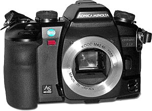 Konica Minolta Dynax 7D mit montiertem M42 Adapter [Foto: MediaNord]