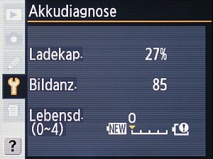 Nikon D200 Akkudiagnose  [Foto: MediaNord]