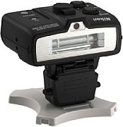 Nikon SB-R200 [Foto: Nikon Deutschland]