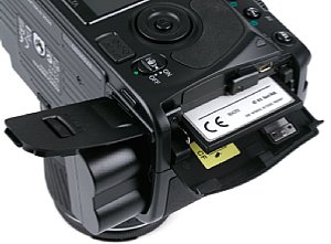 Konica Minolta Dynax 5D   [Foto: MediaNord]