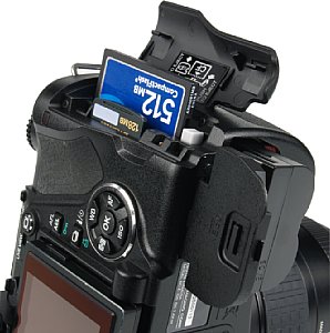 Olympus E-330 [Foto: MediaNord]
