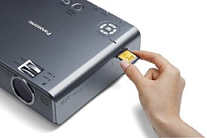 Panasonic PT-P1SD [Foto: Panasonic]