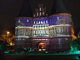 Holstentor Weihnachten 2007 [Foto: Jan-Markus Rupprecht]