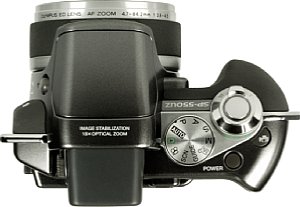 Olympus SP-550 UZ [Foto: MediaNord]