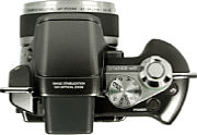 Olympus SP-550 UZ Oberansicht [Foto: MediaNord]