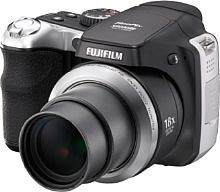 Fujifilm Finepix S8000fd [Foto: Fujifilm]