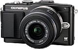 Olympus Pen E-PL5 mit 14-42 mm F3.5-5.6 II R (EZ-M1442-II R) [Foto: Olympus]
