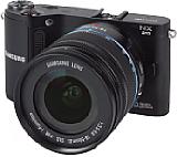 Samsung NX210 mit NX Lens 18-55 mm 3.5-5.6 III OIS i-Function [Foto: MediaNord]