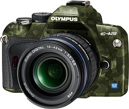 Olympus E-420 Camouflage [Foto: Olympus]