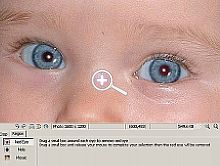 Um beispielsweise rote Augen zu korrigieren, muss man sie nur grob mit einem Viereck umreißen. Andere Filter entfalten ihre Wirkung nach einem schlichten Knopfdruck [Foto: Photoworld]