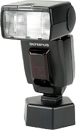 Blitzgerät Olympus FL-50 [Foto: Imaging One]