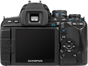 Olympus E-620 Zuiko Digital 14-42mm 1:3,5-5,6 [Foto: MediaNord]