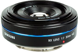 Samsung NX Lens F2 30 mm [Foto: MediaNord]