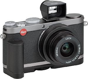 Leica X1 mit Handgriff und Aufstecksucher [Foto: MediaNord]