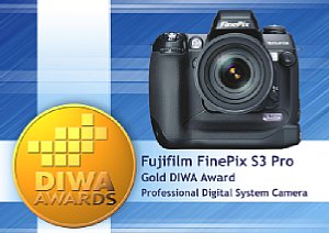 DIWA Award für Fujifilm FinePix S3 Pro [Foto: DIWA]