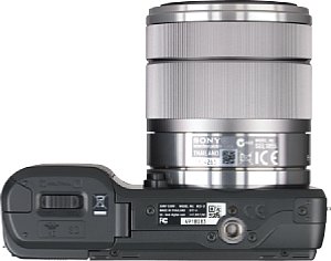 Sony NEX-3 mit E 3.5-5-6/18-55 OSS [Foto: MediaNord]