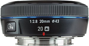 Samsung NX Lens 1:2.8 20 mm i-Function [Foto: MediaNord]
