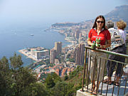 Sweety mit dem Blick auf Monte Carlo [Foto: Andreas Karwath]