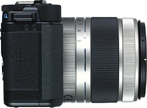 Pentax Q mit Q-Lens 5-15 mm F2.8-4.5 [Foto: MediaNord]