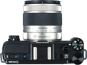 Pentax Q mit Q-Lens 5-15 mm F2.8-4.5 [Foto: MediaNord]
