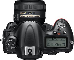 Nikon D4 mit AF 50 mm 1.4 D [Foto: Nikon]