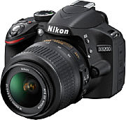 Nikon D3200 mit 18-55 mm VR [Foto: Nikon]