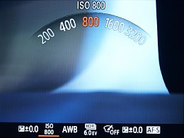 Sony Cyber-shot DSC-RX100 – Bildschirmanzeige bei Verwendung des Objektivrings [Foto: MediaNord]