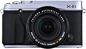 Fujifilm X-E1 18-55 mm  [Foto: Fujifilm]