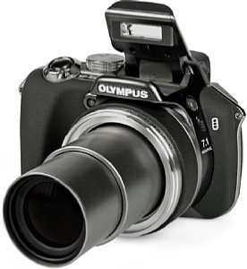 Olympus SP-550 UZ [Foto: MediaNord]