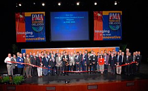 Die Eröffnungszeremonie der PMA 06 in Orlando [Foto: Bill Fitzpatrick]
